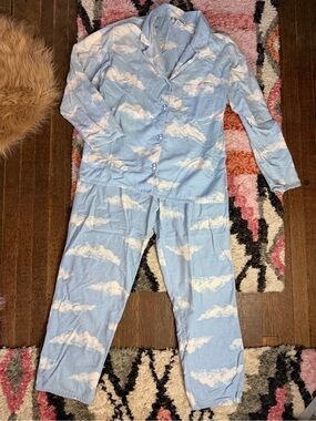 FRENCH JENNY Cloud Print Button-Down Vintage Flannel Pajamas Set Size Medium